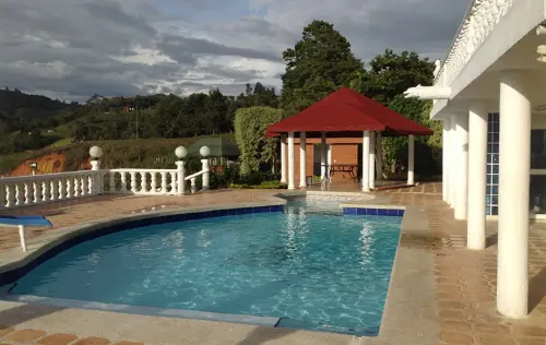 Finca Campestre La Marsella, Marsella | liverisaralda.com