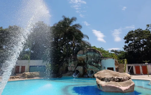 Balneario Los Farallones | liverisaralda.com